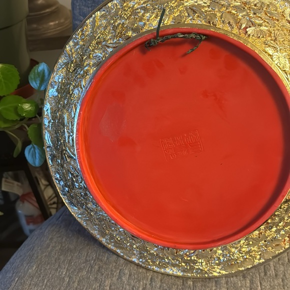 Antique decorative plate. Golden flowers. Size 34cm. - Picture 2 of 4